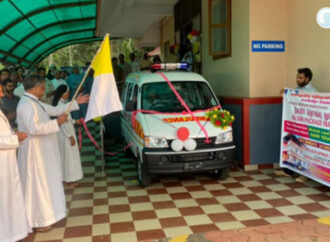 സുവര്‍ണ ജൂബിലിയുടെ ഭാഗമായി ആംബുലന്‍സ് സര്‍വീസ്