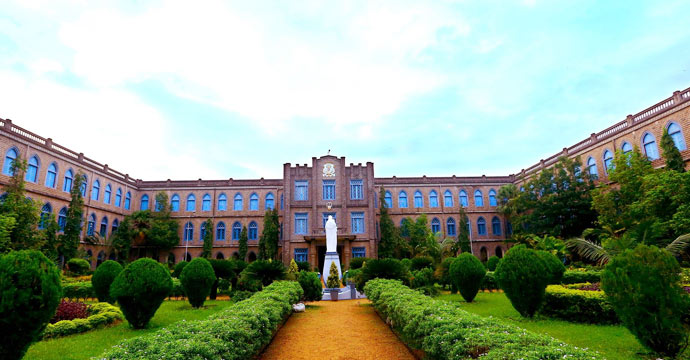 ആലുവ കാര്‍മല്‍ഗിരി സെമിനാരിയില്‍ വിശുദ്ധവാര സങ്കീര്‍ത്തനസപര്യ