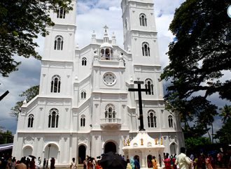 വല്ലാര്‍പാടം ബസിലിക്കയില്‍ എക്‌സിബിഷന്‍