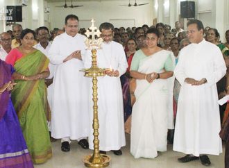 വാര്‍ദ്ധക്യത്തിന്റെ സൗന്ദര്യം ആസ്വദിക്കുവാന്‍ വയോജനങ്ങള്‍ക്ക് കഴിയണം