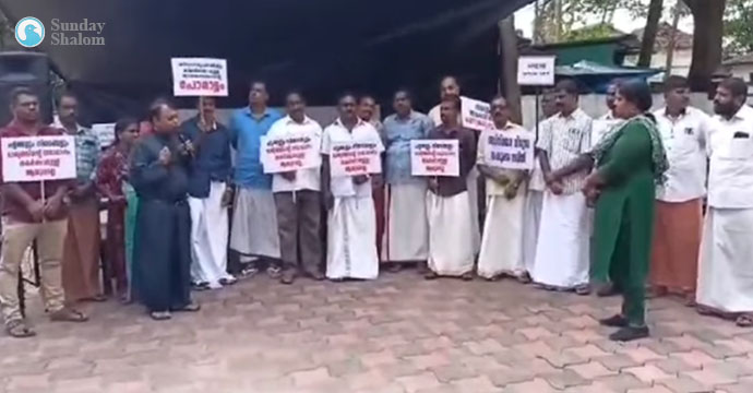 റവന്യൂ അവകാശങ്ങള്‍ ഉടനടി പുനഃസ്ഥാപിക്കണം; ചെറായി-മുനമ്പം നിവാസികള്‍ നിരാഹര സമരം ആരംഭിച്ചു