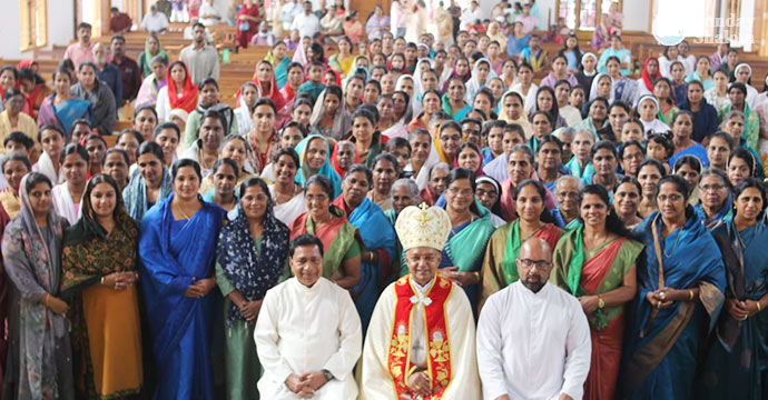 ആധുനിക സമൂഹത്തില്‍  അമ്മമാരുടെ ഉത്തരവാദിത്വം കൂടുന്നു.