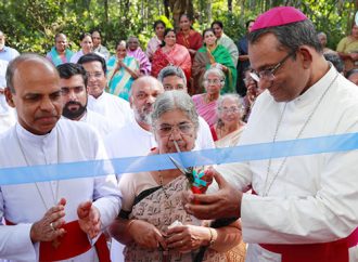 ഏകസ്ഥരായ വനിതകള്‍ക്ക് ഭവനമൊരുക്കി കെസിബിസി ഫാമിലി കമ്മീഷന്‍