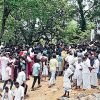 തൊമ്മന്‍കുത്തില്‍  എന്തിനാണ്  കുരിശു തകര്‍ത്തത്?