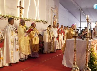 കോഴിക്കോട് രൂപത അതിരൂപതയായി; ഡോ. വര്‍ഗീസ് ചക്കാലയ്ക്കല്‍ പ്രഥമ ആര്‍ച്ചുബിഷപ്