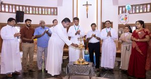 പദ്മഭൂഷണ്‍ ഫാ. ഗബ്രിയേല്‍ ചിറമേലിന്റെ ചരമ വാര്‍ഷികത്തില്‍ 125 പേര്‍ രക്തം ദാനം ചെയ്തു