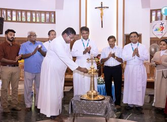 പദ്മഭൂഷണ്‍ ഫാ. ഗബ്രിയേല്‍ ചിറമേലിന്റെ ചരമ വാര്‍ഷികത്തില്‍ 125 പേര്‍ രക്തം ദാനം ചെയ്തു