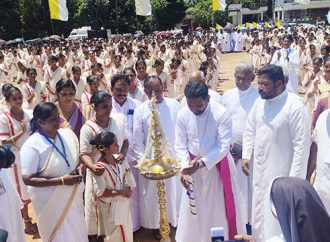 ഇടുക്കിയില്‍ ചരിത്രമായി മെഗാ മാര്‍ഗംകളി