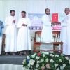 മൂന്നു മണിക്കൂര്‍കൊണ്ട് സമ്പൂര്‍ണ ബൈബിള്‍ പകര്‍ത്തി എഴുതി; അപൂര്‍വ നേട്ടവുമായി ഹോളിമാഗി ഇടവക
