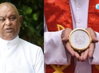 ഹൃദയ സ്തംഭനം പോലെ എന്റെ കൈകള്‍ വിറച്ചു; തിരുവോസ്തിയില്‍ ഈശോയുടെ തിരുമുഖം തെളിഞ്ഞുവന്നപ്പോള്‍ സംഭവിച്ചത്!
