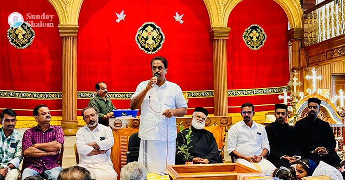 പരിസ്ഥിതി ദിനാചരണവും പഠനോപകരണ വിതരണവും