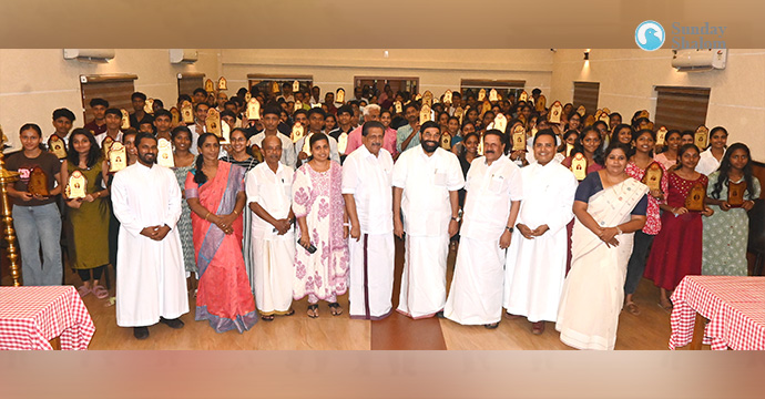 തൊഴില്‍ അവസരങ്ങള്‍ക്കനുസരിച്ചുള്ള വിദ്യാഭ്യാസം ആര്‍ജ്ജിക്കുവാന്‍ വിദ്യാര്‍ത്ഥികള്‍ക്ക് കഴിയണം – മന്ത്രി വി.എന്‍ വാസവന്‍