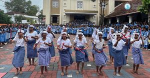 മാര്‍ തോമാശ്ലീഹായുടെ സമര്‍പ്പണ വഴികള്‍ പരിചയപ്പെടുത്തിയ കോല്‍ക്കളി ശ്രദ്ധേയമായി