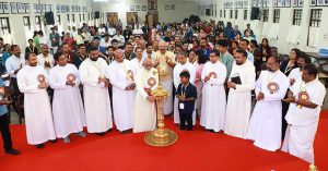 പ്രവാസികള്‍ സഭയോട് ചേര്‍ന്നു പ്രവര്‍ത്തിക്കണം: മാര്‍ തട്ടില്‍
