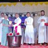 മലയാളവും ഇംഗ്ലീഷും കഴിഞ്ഞ് ഹിന്ദി ബൈബിള്‍ പകര്‍ത്തിയെഴുതുന്നതിന്റെ തിരക്കിലാണ് 74-ാം വയസില്‍ എമിലി മാത്യു