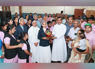 ആശാഭവന്‍ സ്‌പെഷ്യല്‍ സ്‌കൂളിന് കാരുണ്യസ്പര്‍ശം അവാര്‍ഡ്