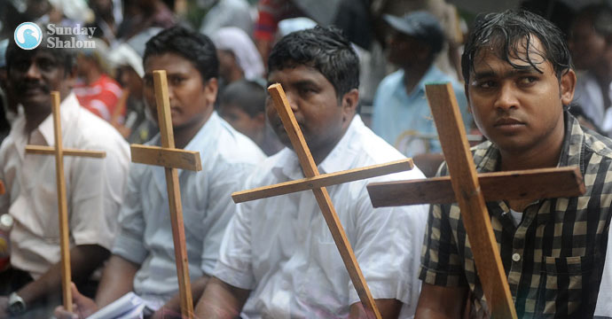 ക്രൈസ്തവര്‍ക്ക് പ്രാര്‍ത്ഥിക്കാന്‍ വര്‍ഗീയ സംഘടനകളുടെ അനുവാദം വേണോ?