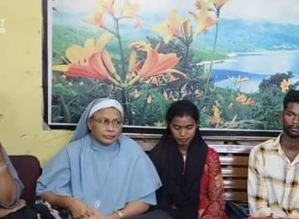 മലയാളി കന്യാസ്ത്രീകളുടെ അറസ്റ്റ്; ആദിവാസി യുവതികള്‍ ബജ്‌റംഗദളിനെതിരെ വനിതാ കമ്മീഷന് പരാതി നല്‍കി
