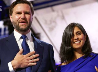 സുവിശേഷത്തിന്റെ വെളിച്ചത്തിലേക്ക്  ഭാര്യ ഉഷയും കാലക്രമത്തില്‍ കടന്നുവരുമെന്ന പ്രതീക്ഷ പങ്കുവച്ച് യുഎസ് വൈസ് പ്രസിഡന്റ് ജെ ഡി വാന്‍സ്