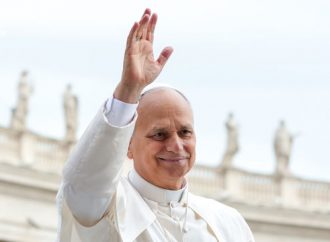 ദുഃഖം മൂലം ജീവിതത്തിന്റെ ദിശാബോധം നഷ്ടപ്പെട്ടവരെ പ്രത്യാശയുടെ ചൂടു നല്കി യേശു പുനരുജ്ജീവിപ്പക്കുന്നു: ലിയോ 14 -ാമന് മാര്പാപ്പ