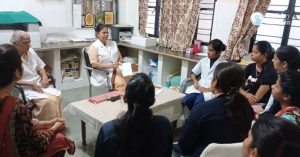 വെടിയൊച്ചകള്‍ മുഴങ്ങുന്ന ഇന്ത്യ പാക്ക് അതിര്‍ത്തിയില്‍ കാരുണ്യത്തിന്റെ മാലാഖമാരായി മലയാളി സിസ്റ്റര്‍ ആനിയും കൂട്ടരും