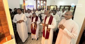 വിലങ്ങാട് ഉരുള്‍പൊട്ടല്‍; ഇരിങ്ങാലക്കുട രൂപത നല്‍കുന്ന 6 സാന്ത്വന ഭവനങ്ങള്‍ ആശീര്‍വദിച്ചു