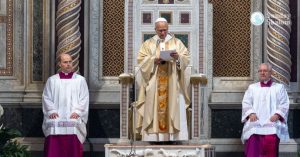 ലൗകിക മാനദണ്ഡങ്ങളിലല്ല, ക്രിസ്തുവിന്റെ അടിത്തറയില്‍ സഭയെ കെട്ടിപ്പടുക്കുക:ലിയോ 14-ാമന്‍ പാപ്പ