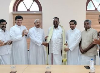 അര്‍ഹതപ്പെട്ടവര്‍ക്ക്  ഇഡബ്ല്യുഎസ് ആനുകൂല്യങ്ങള്‍ ലഭ്യമാകുന്നു എന്ന്  മുന്നാക്കക്ഷേമ കമ്മീഷന്‍ ഉറപ്പ് വരുത്തണം; ആര്‍ച്ചുബിഷപ് മാര്‍ ആന്‍ഡ്രൂസ് താഴത്ത്