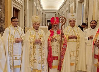 വത്തിക്കാനിലെ സെന്റ് പീറ്റേഴ്സ് ബസിലിക്കയില് ജൂബിലി തീര്ത്ഥാടനം നയിച്ച് മാര് റാഫേല് തട്ടില്