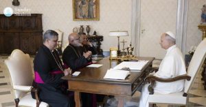 ലിയോ പതിനാലാമന് മാര്പാപ്പയുമായി മാര് റാഫേല് തട്ടില് കൂടിക്കാഴ്ച നടത്തി